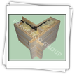 Wooden structure obtained by housing of massive wooden elements or lamellar glued with insulation and wainscot on the inside